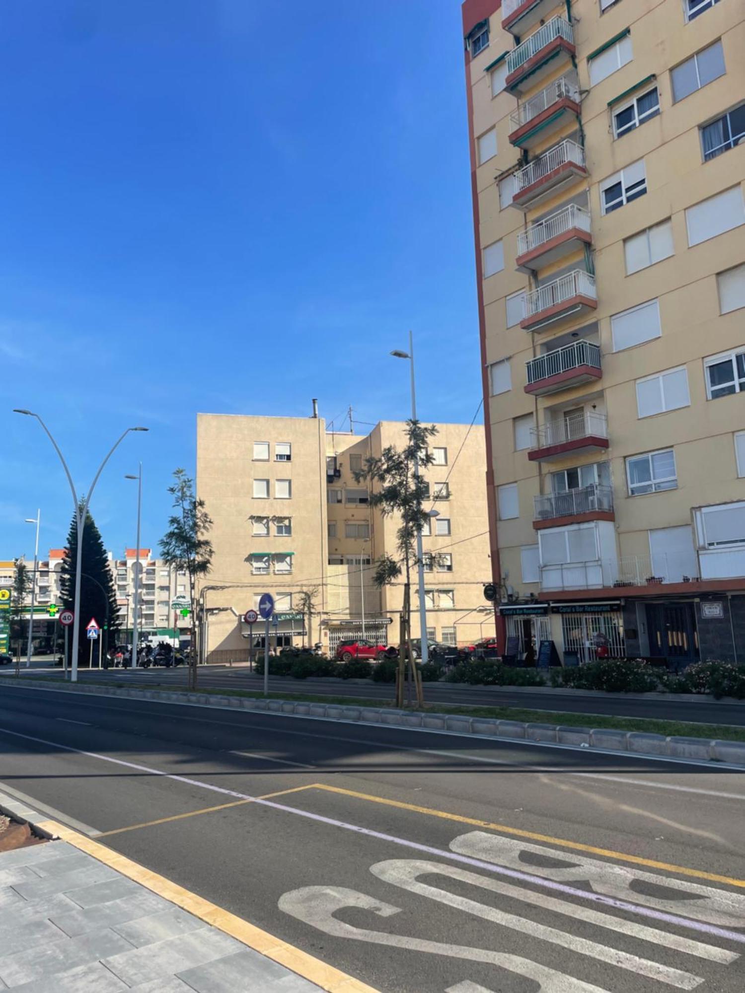 Apartamento Layla - Solo Familias Gandía Exterior foto